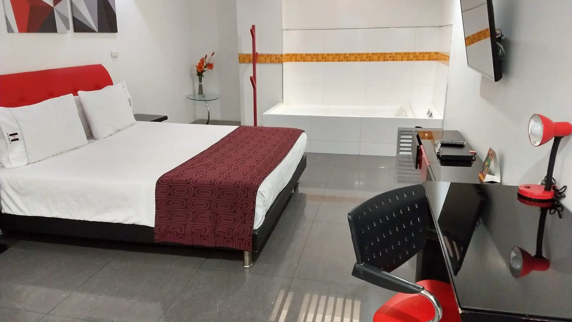 Hotel Merlott 70 Medellin