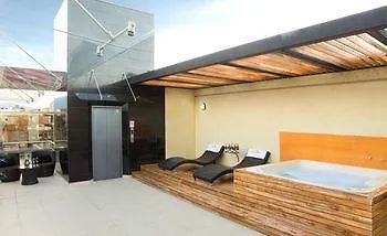 Hotel Merlott 70 3*, Medellin