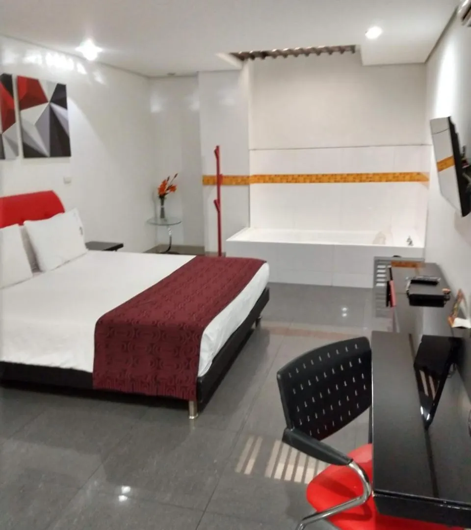 Hotel Merlott 70 3*, Medellin
