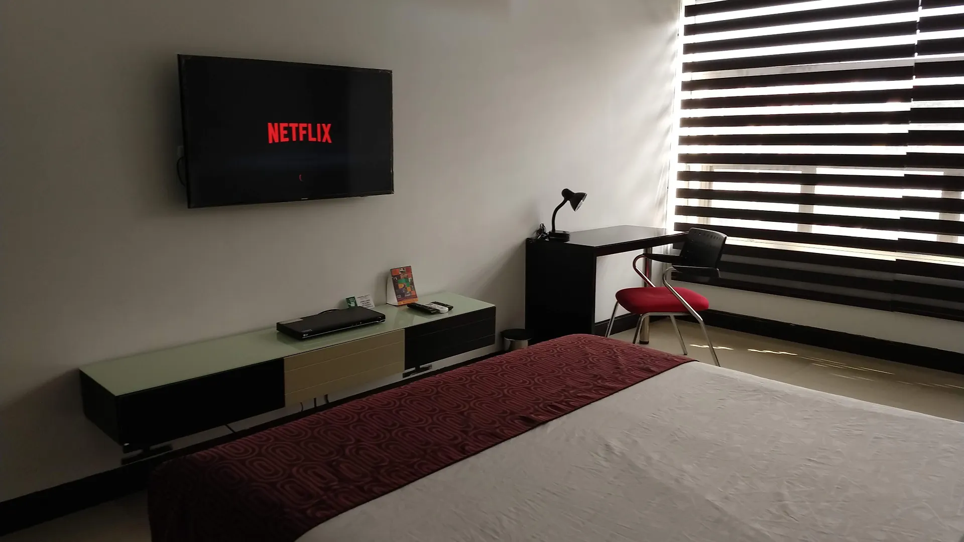 Hotel Merlott 70 3*, Medellin